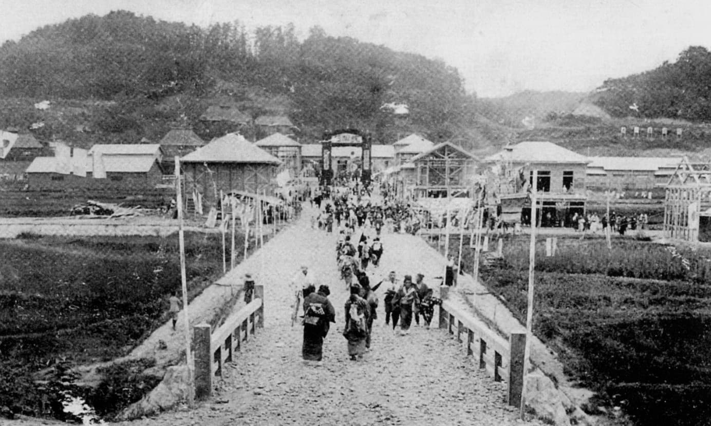 大船渡線の軌跡：地域と歩んだ激動の一世紀